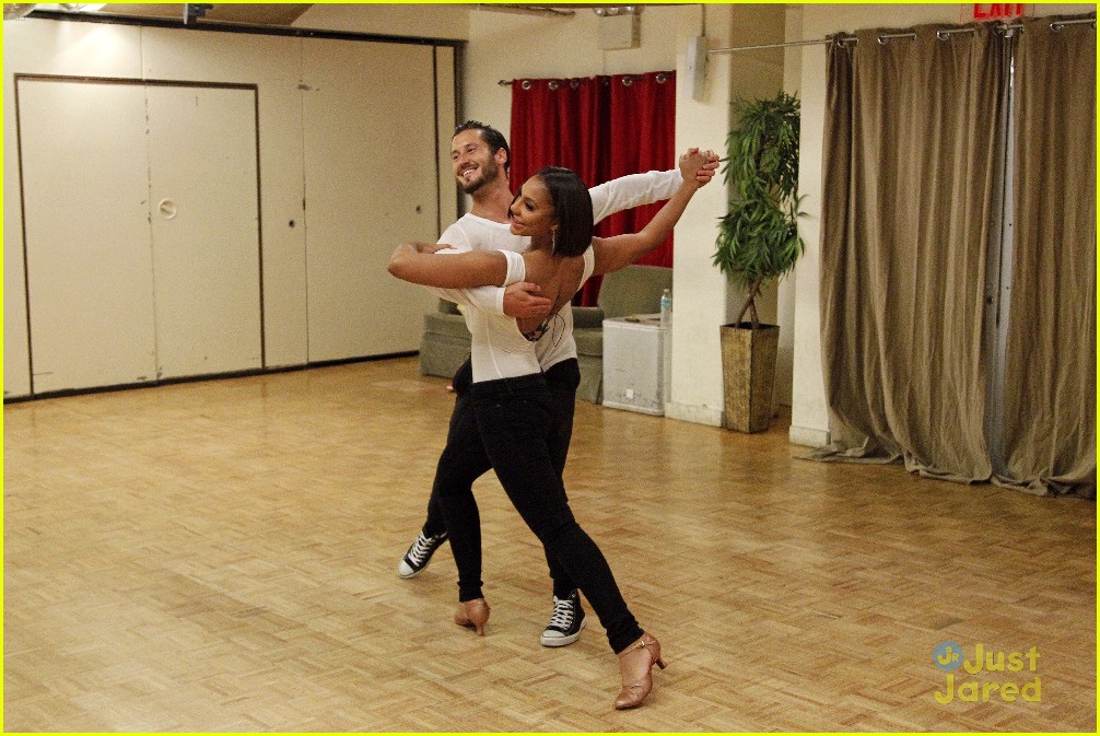 Val Chmerkovskiy Goes Shirtless In A Fun Charleston with Tamar Braxton