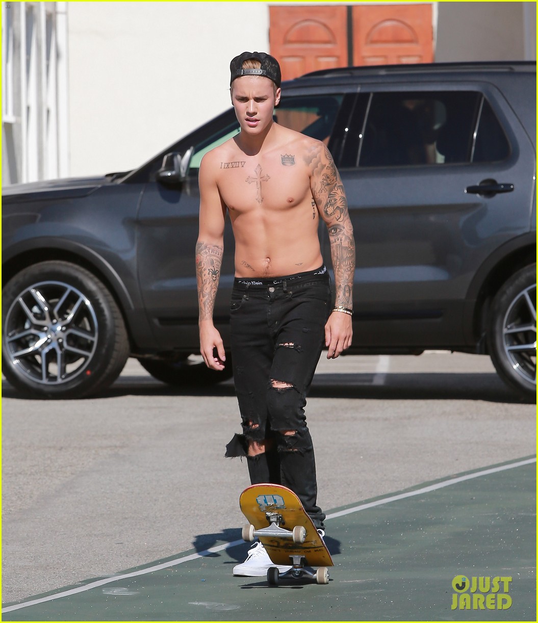 Justin Bieber's Team Threatens Legal Action Over Bora Bora Photos
