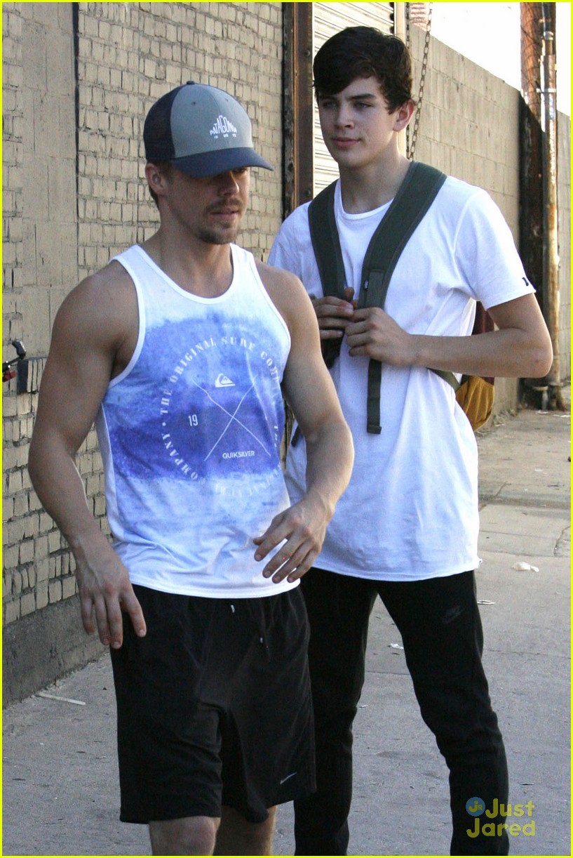 Bindi Irwin & Val Chmerkovskiy Deliver DubSmash Gold - Watch Their Vid!