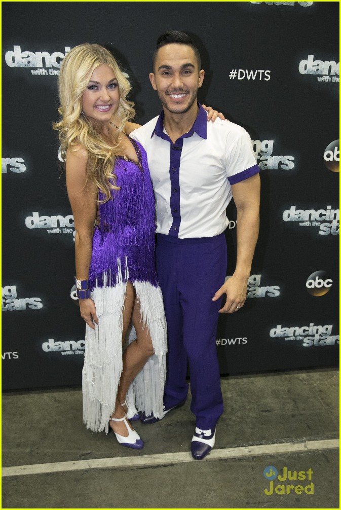 Carlos PenaVega & Lindsay Arnold Wow With Nearly Perfect Quickstep on DWTS