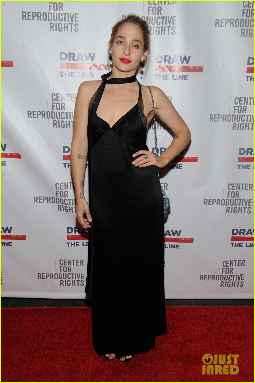 Darren Criss Brings His Good Looks To The Center For Reproductive Rights Gala