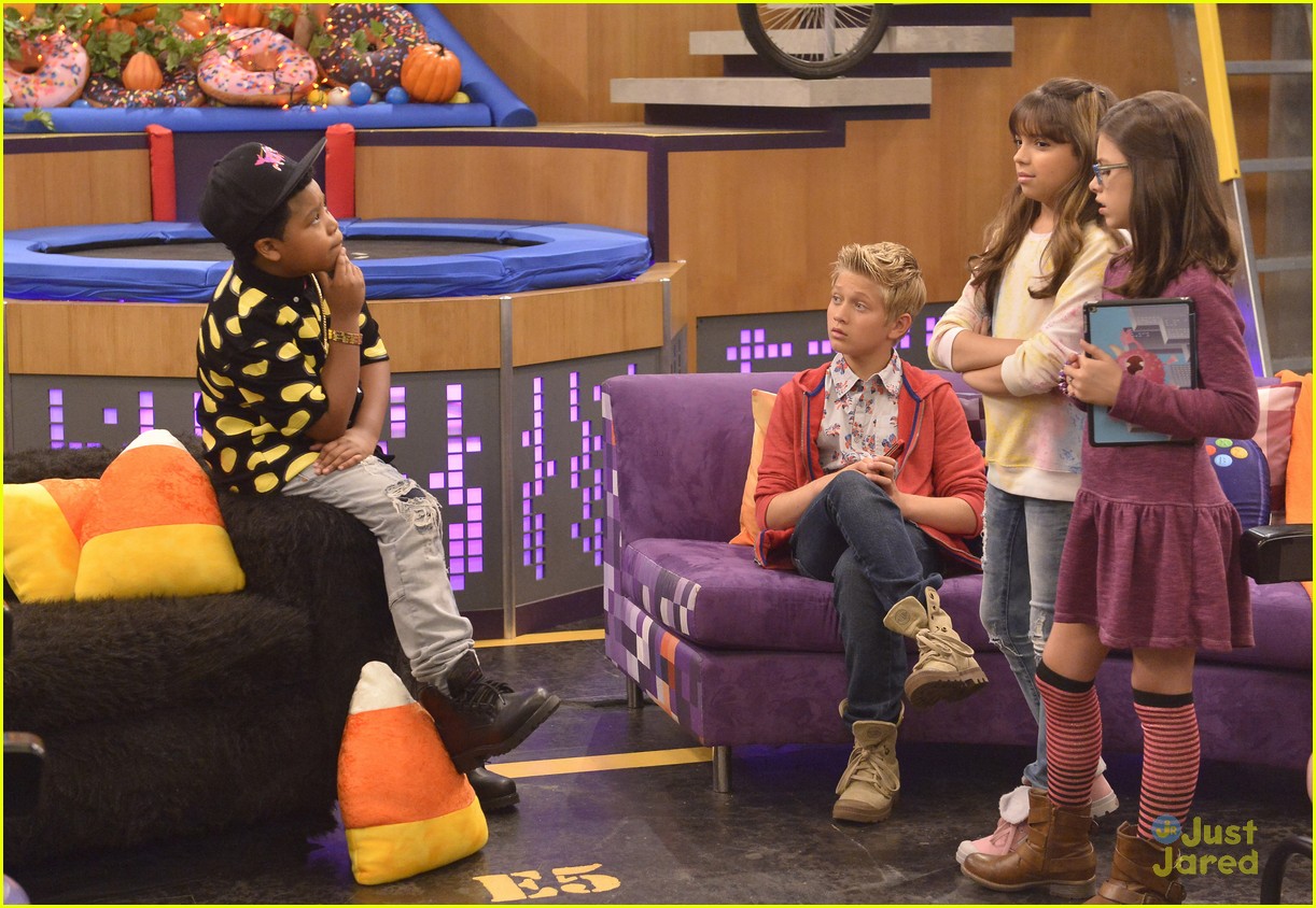 Babe & Kenzie Double Cross Double G On Tonight's 'Game Shakers' Halloween Episode (Exclusive Clip)
