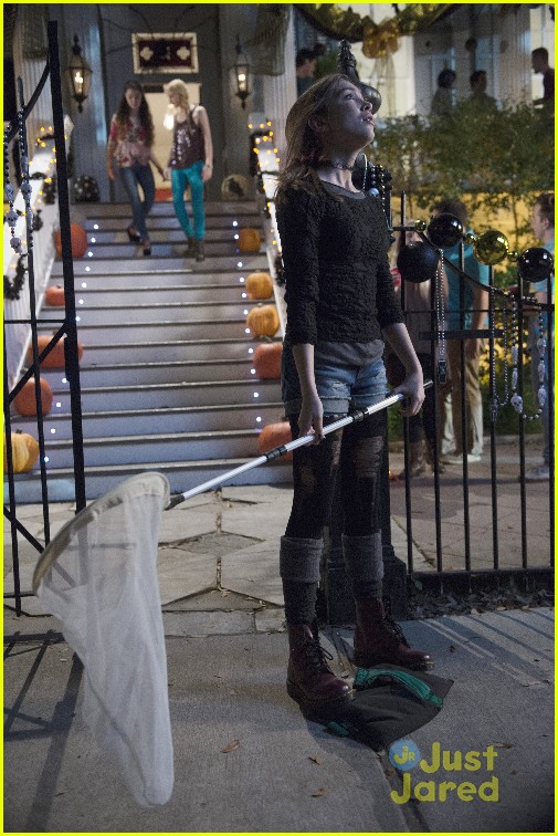 'Invisible Sister' Premieres Tomorrow - See All The Pics From The Monstober DCOM!