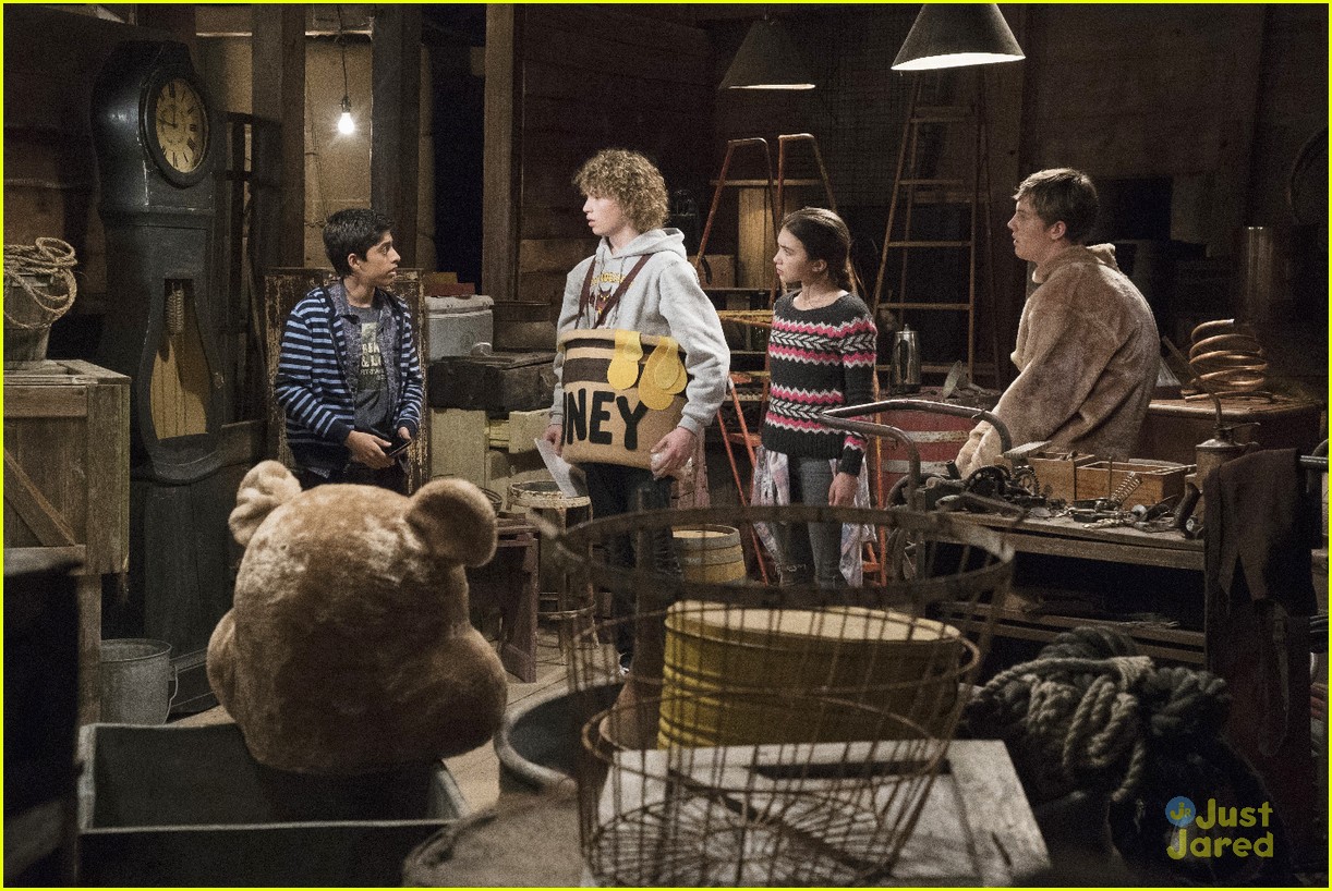 'Invisible Sister' Premieres Tomorrow - See All The Pics From The Monstober DCOM!