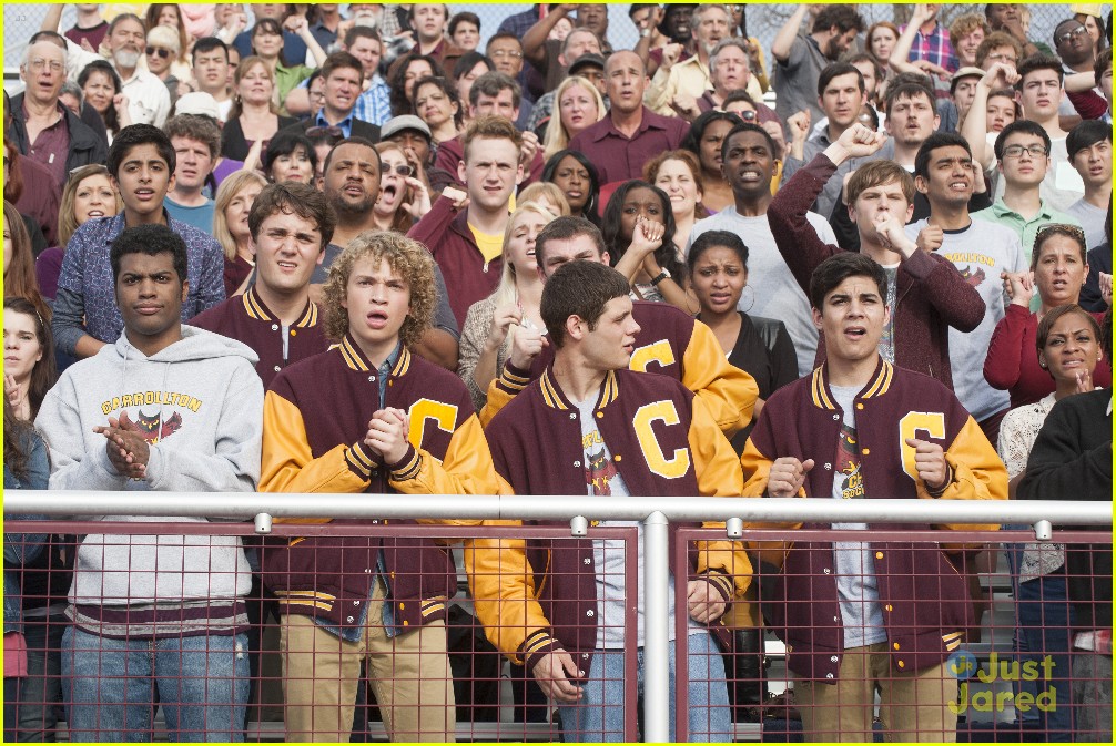 'Invisible Sister' Premieres Tomorrow - See All The Pics From The Monstober DCOM!