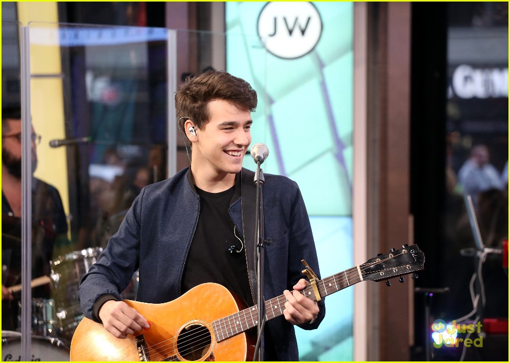 Jacob Whitesides Performs 'Secrets' On 'Good Morning America'