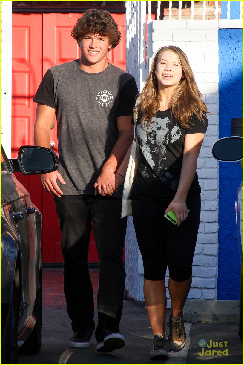 Alexa PenaVega Catches Mark Ballas Rocking Out In The Car & It's Pure Gold!