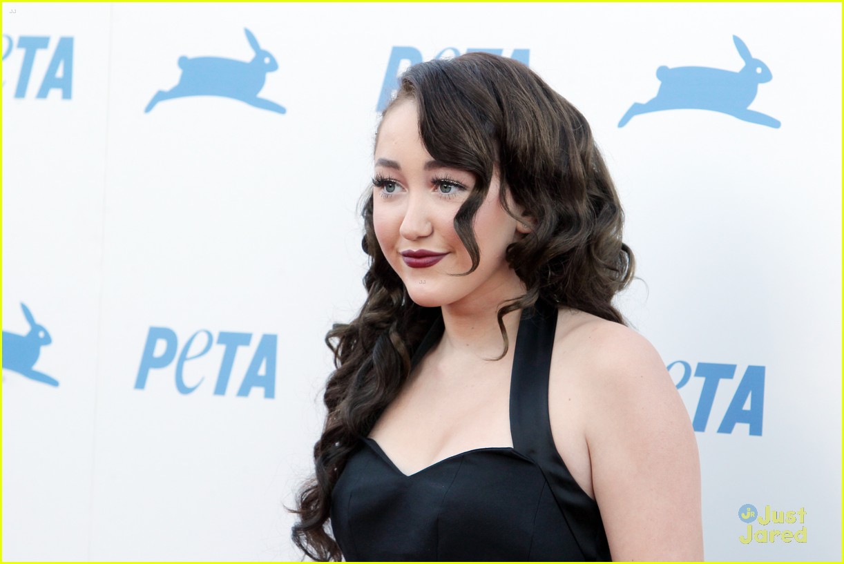 Noah Cyrus Honored At Peta's 35th Anniversary Party