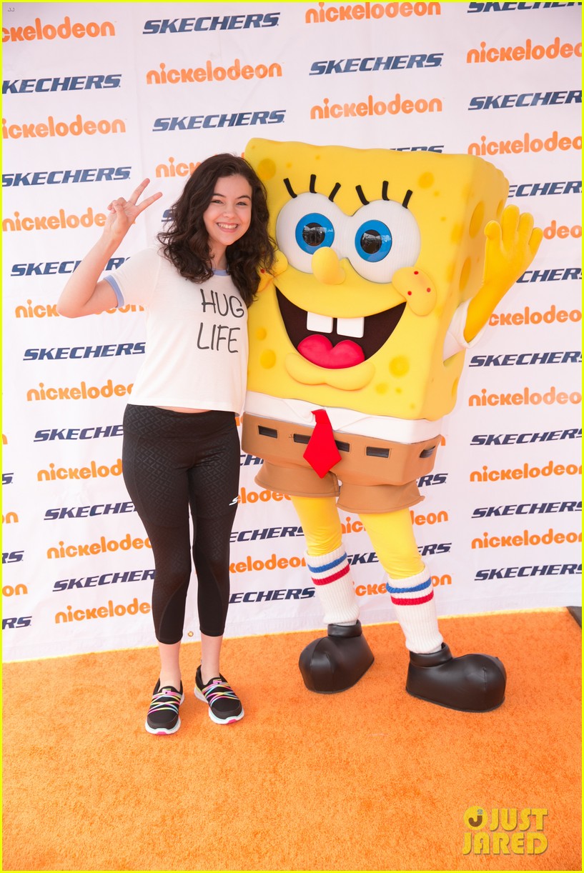 Paris Smith & Kira Kosarin Attend Skechers Friendship Walk With August Maturo