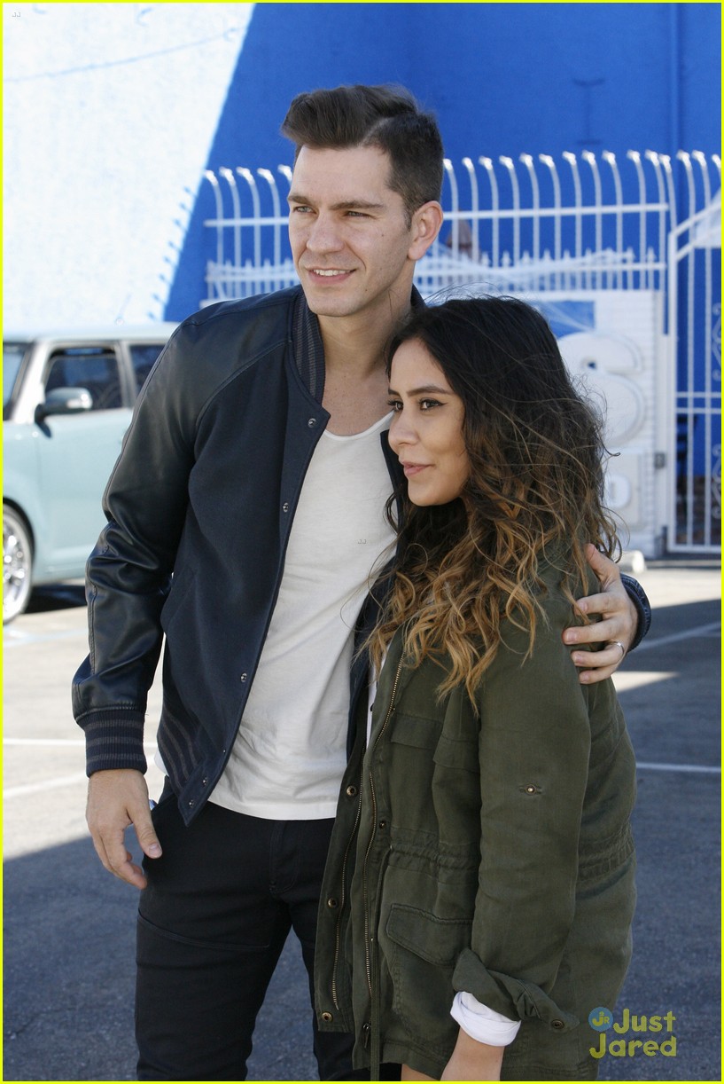 Sharna Burgess Designed A Super Cute Tee For Children's Miracle Network Hospitals