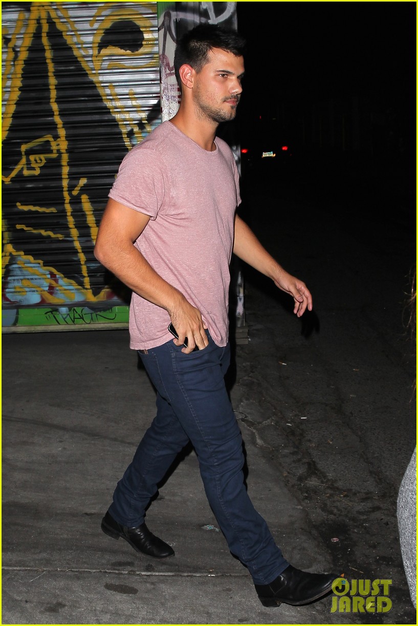 Kristen Stewart Steps Out with Holes Running Down Her Shirt