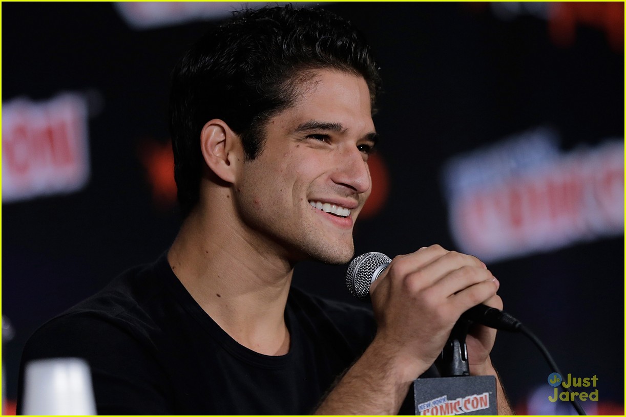 Tyler Posey Debuts 'Teen Wolf' 5B Trailer At NYCC - Watch Here!