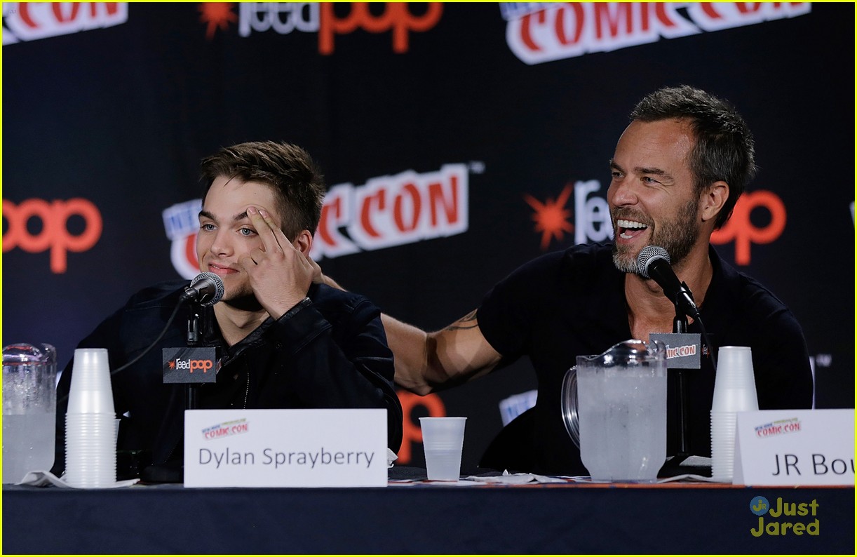 Tyler Posey Debuts 'Teen Wolf' 5B Trailer At NYCC - Watch Here!