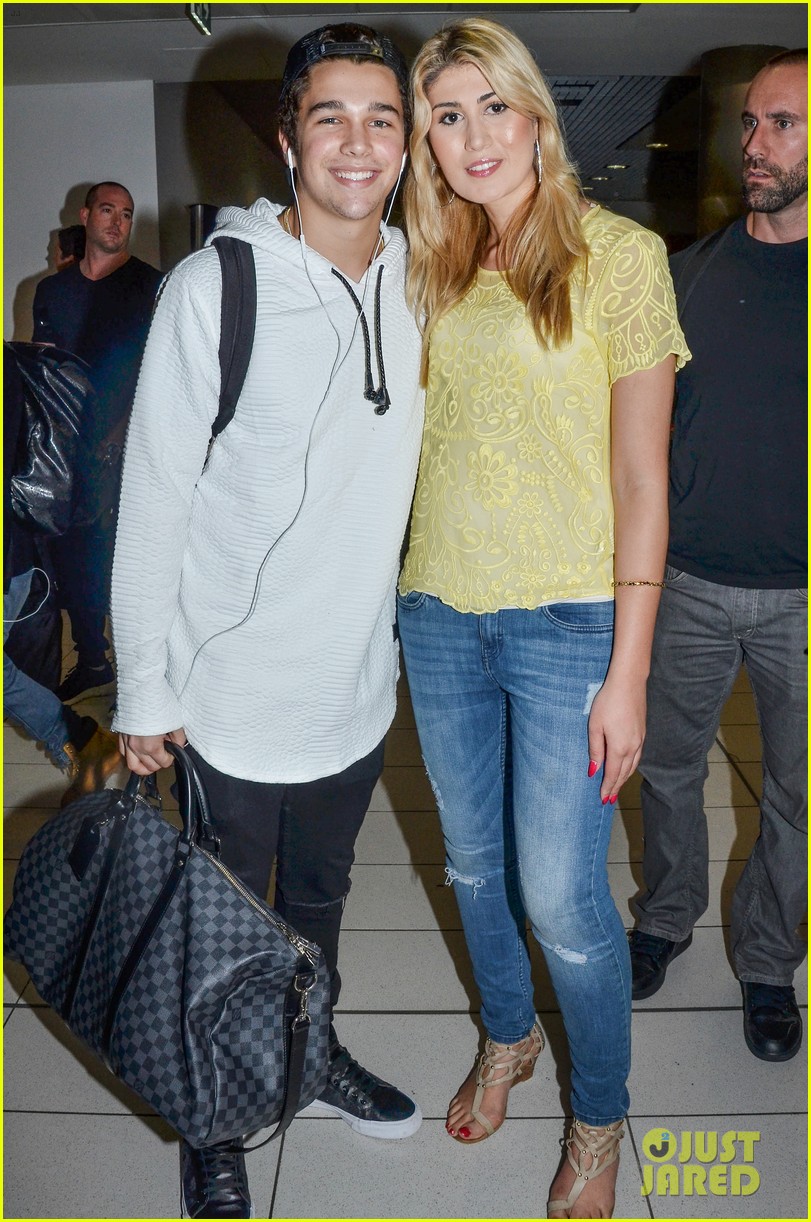 Austin Mahone & Pia Mia Arrive For Sydney's Jason DeRulo Concert