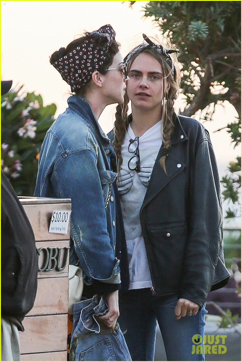 Cara Delevingne & Girlfriend St. Vincent Grab Dinner at Nobu