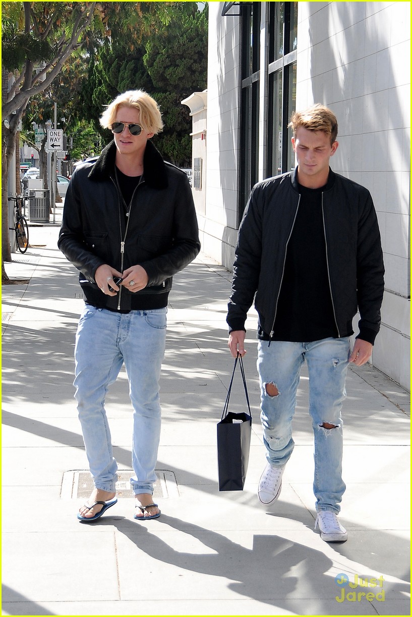 Cody Simpson Announces He's In A Band!