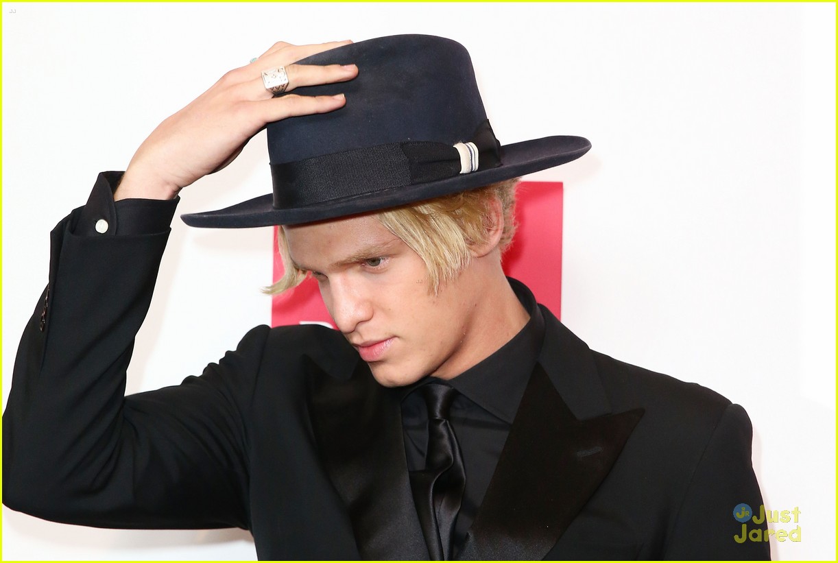Cody Simpson Performs At Emirates Stakes Day In Melbourne!