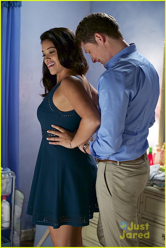 Rafael Wants Joint Custody Of Matteo In New 'Jane The Virgin' Tonight