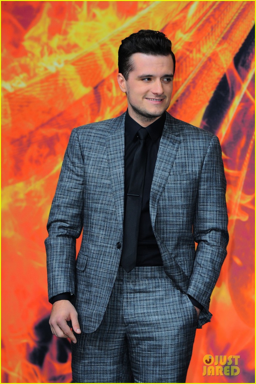 Jennifer Lawrence, Liam Hemsworth, & Josh Hutcherson Are Picture Perfect at 'Hunger Games' Berlin Premiere!