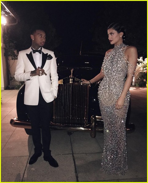Kendall & Kylie Jenner Make a Birthday Video for Mom!