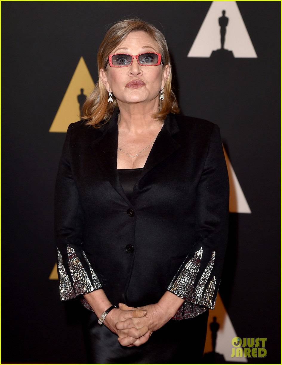 Scream Queens' Billie Lourd Honors Her Grandma at Governors Awards 2015