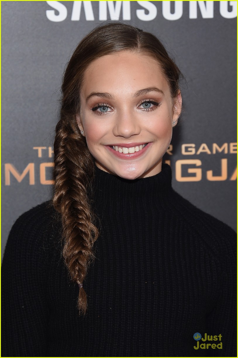 Maddie Ziegler Hits Up 'Mockingjay Part 2' Premiere in NYC