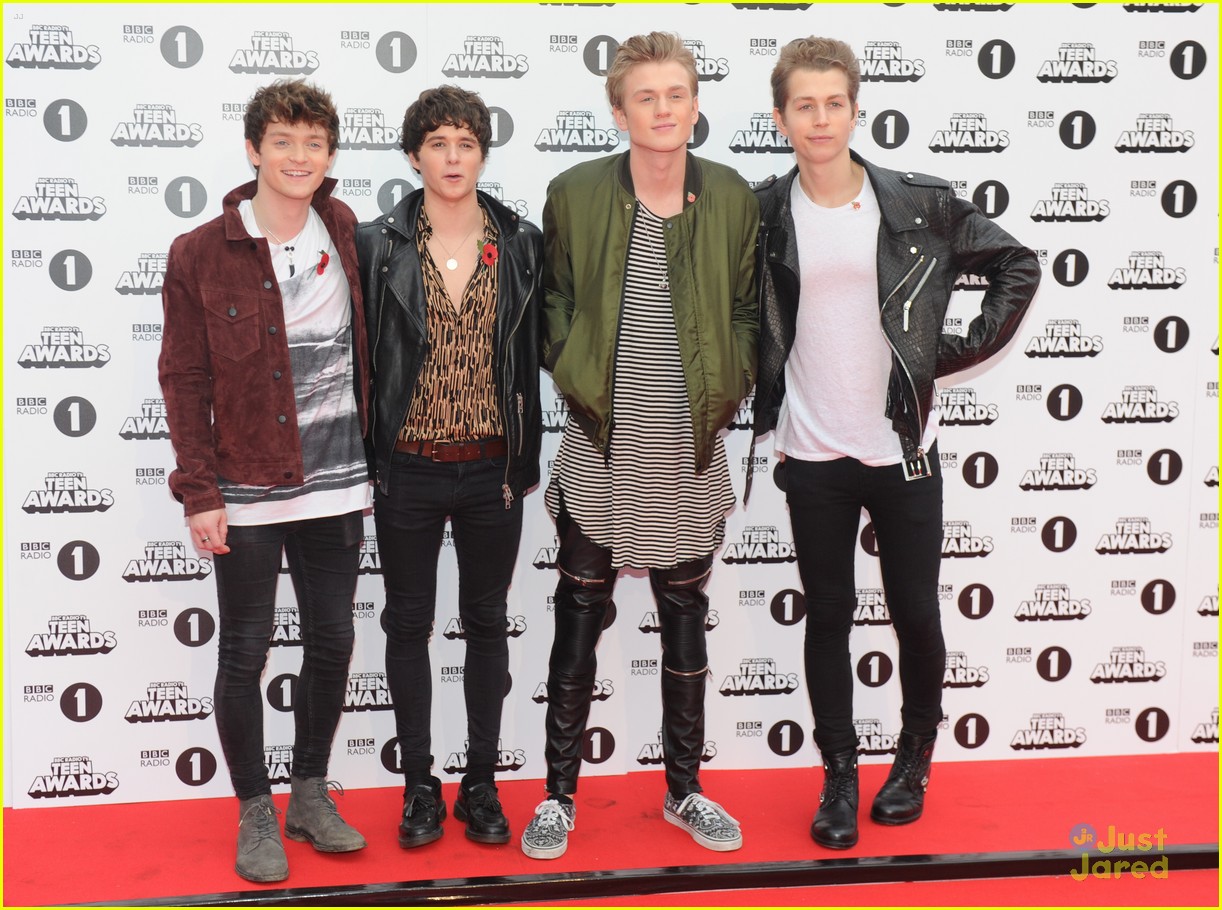 Little Mix Joins The Vamps & 5SOS At Radio 1 Teen Awards 2015