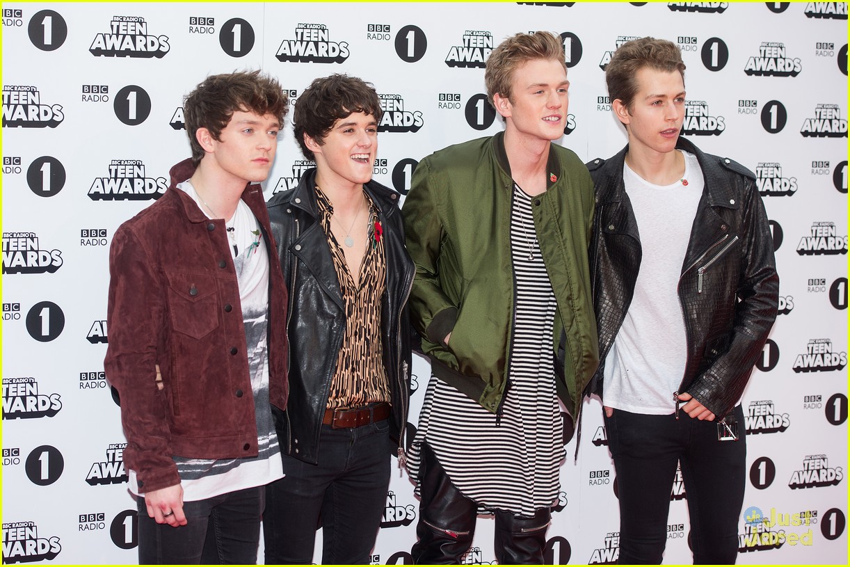 Little Mix Joins The Vamps & 5SOS At Radio 1 Teen Awards 2015