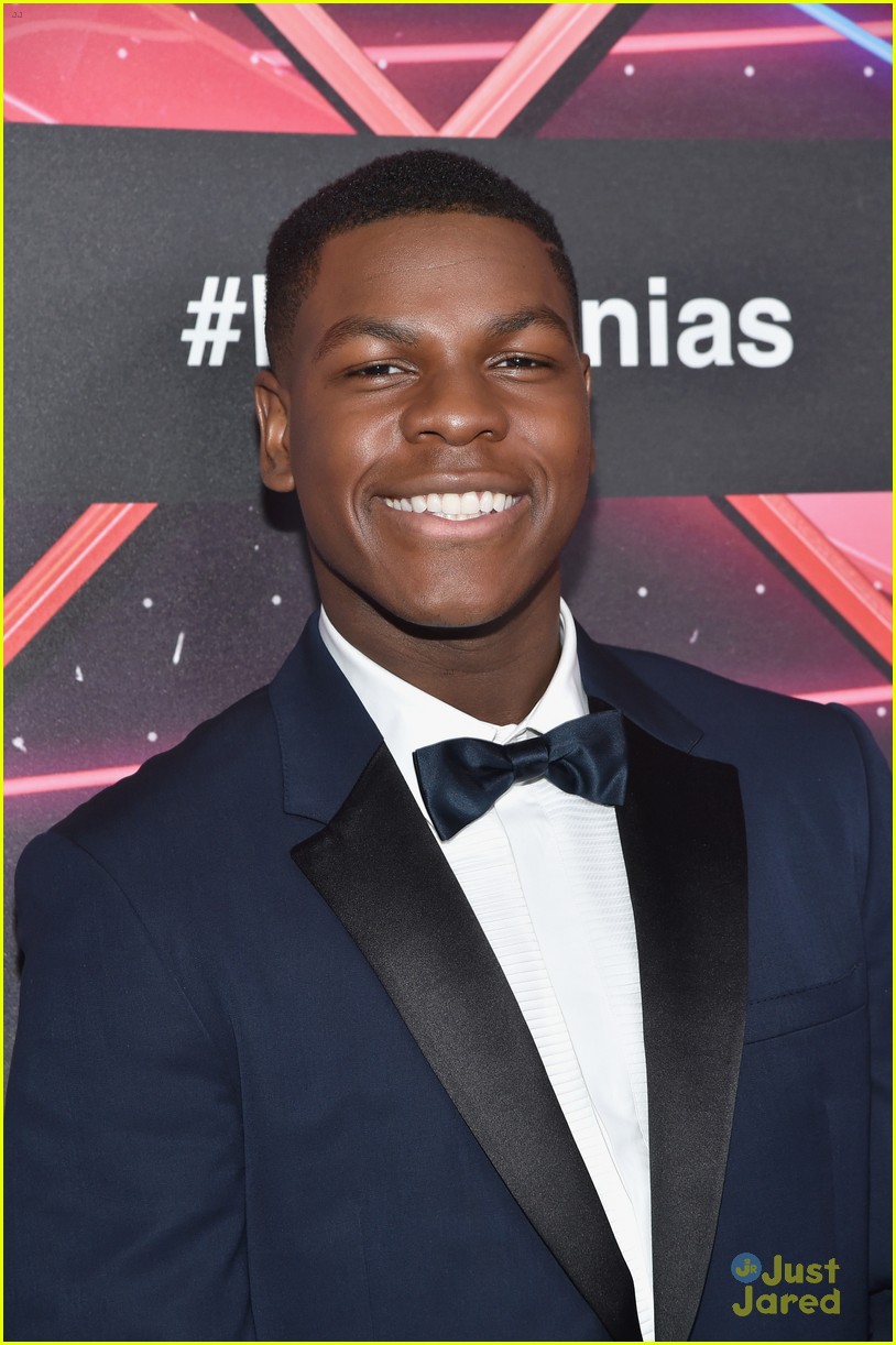 Star Wars' John Boyega Joins Fellow Brits at Britannia Awards!