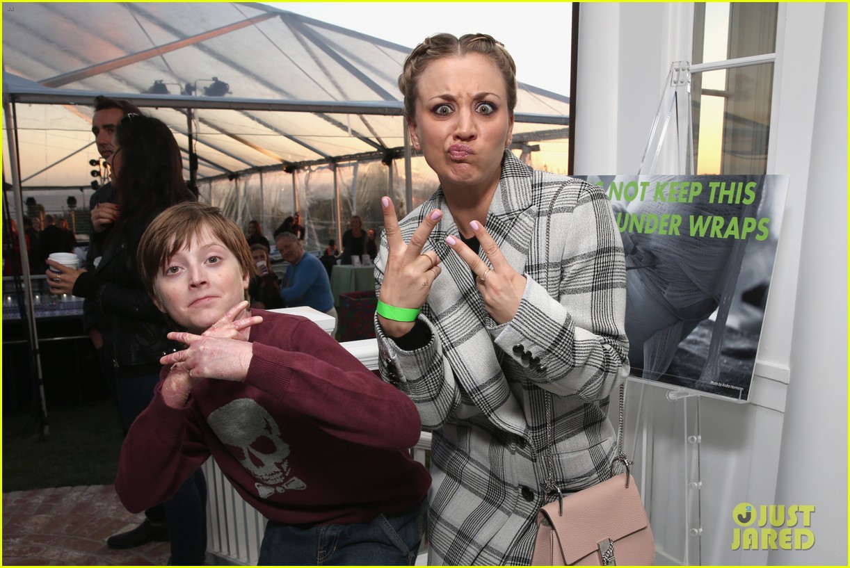 Nina Dobrev, Kaley Cuoco & More Watch Ed Sheeran Perfrom At Rock4EB Party!