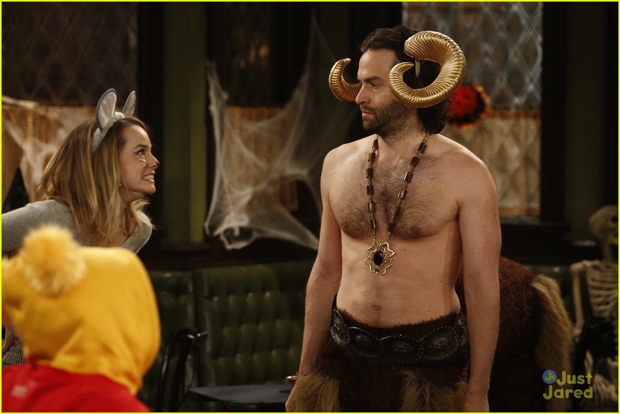 'Undateable' Halloween Recap: Candace Loves Justin!