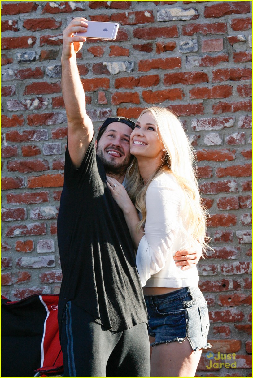 Val Chmerkovskiy To Guest Star on Netflix's 'Fuller House'