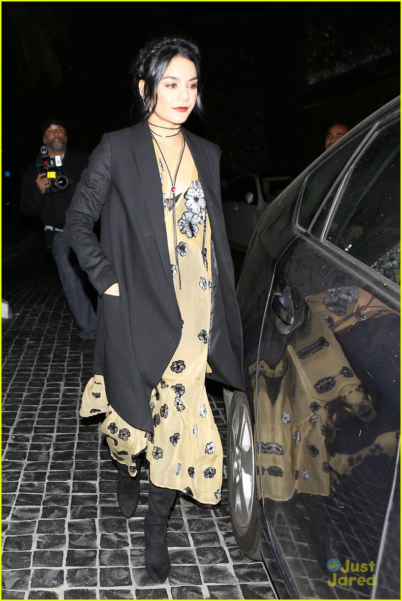 Vanessa Hudgens & Austin Butler Take Stella Hudgens Out To Dinner For Her 20th Birthday