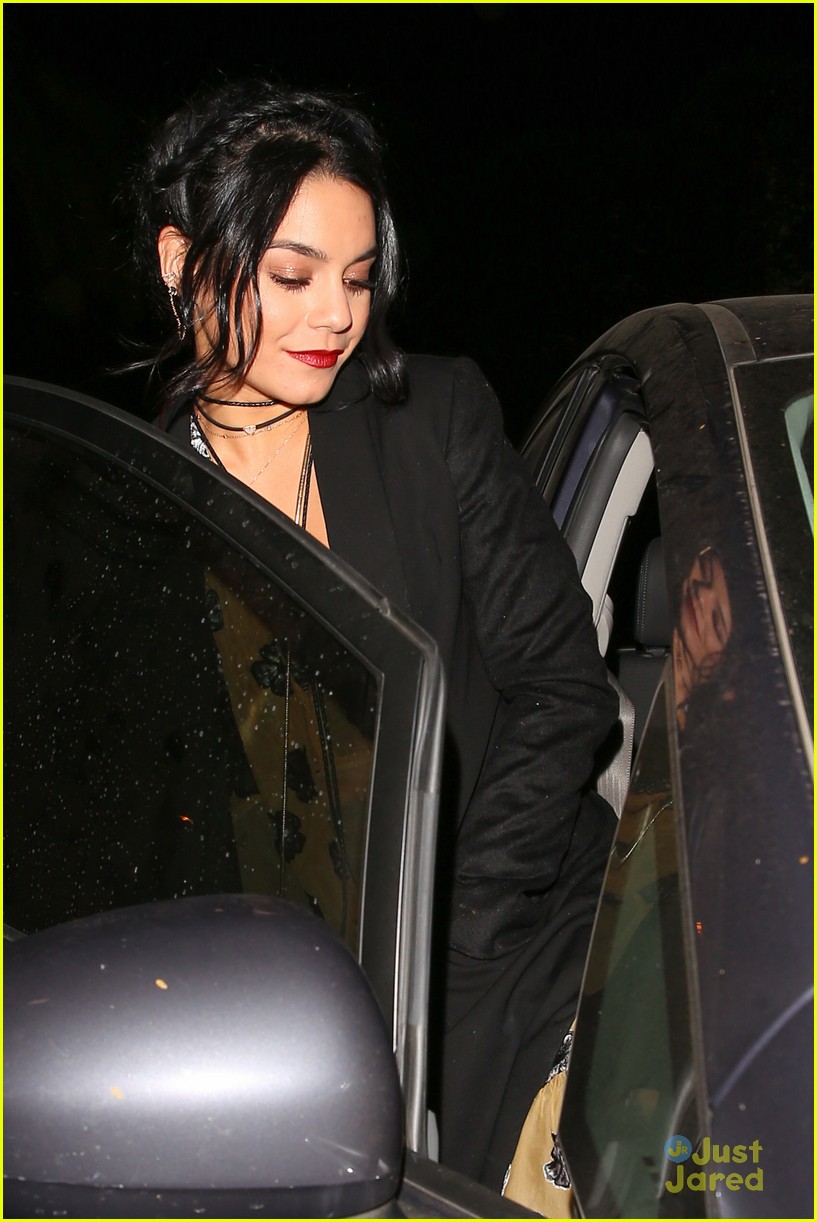 Vanessa Hudgens & Austin Butler Take Stella Hudgens Out To Dinner For Her 20th Birthday