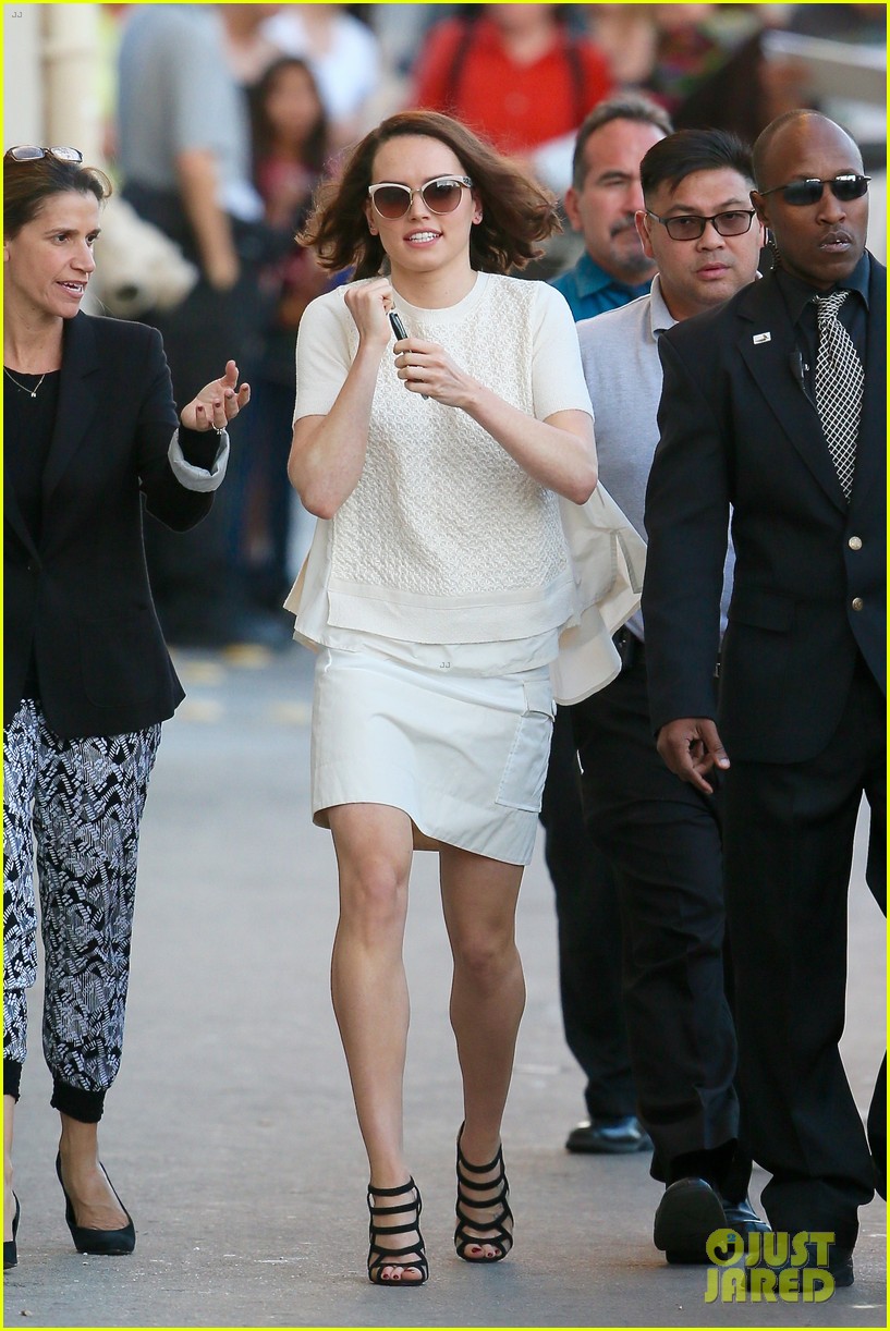 'Star Wars: The Force Awakens' Cast Reveal Unknown Secrets - Watch Now!