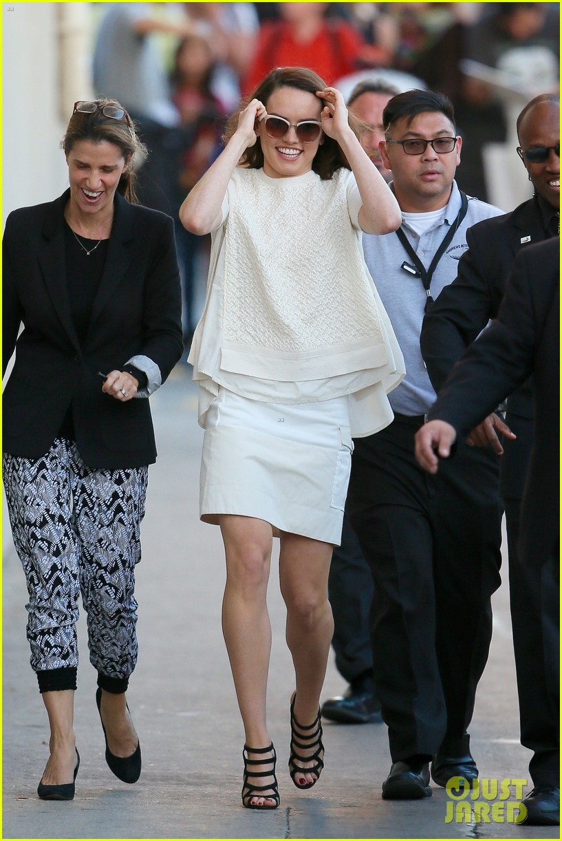 'Star Wars: The Force Awakens' Cast Reveal Unknown Secrets - Watch Now!