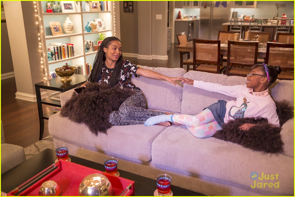 Christmas Is All About The 'Stuff' on 'black-ish Tonight - See The Pics!