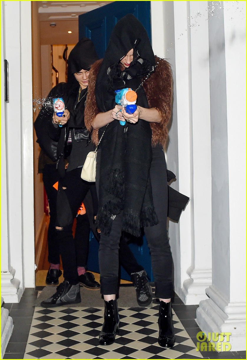 Cara Delevingne Gets Payback on Paparazzi with Water Guns!
