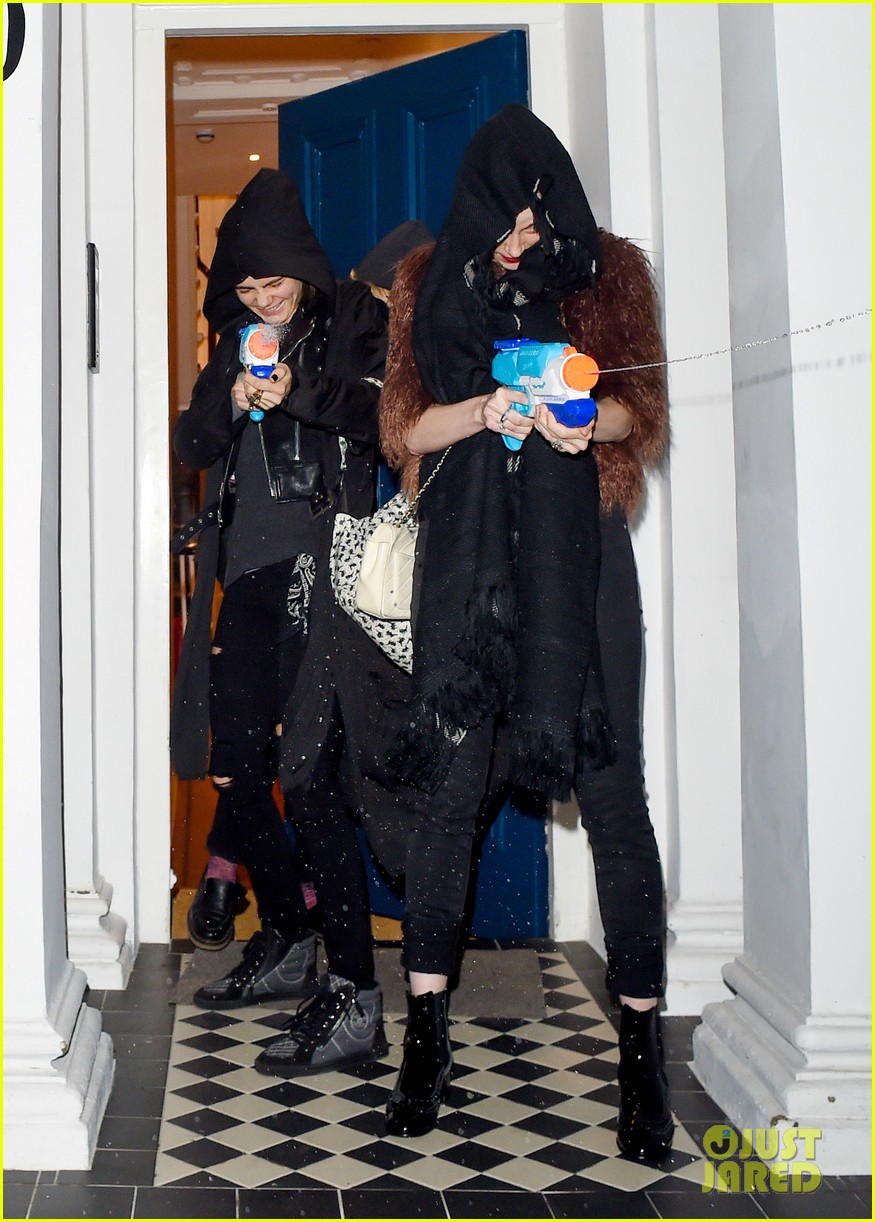 Cara Delevingne Gets Payback on Paparazzi with Water Guns!