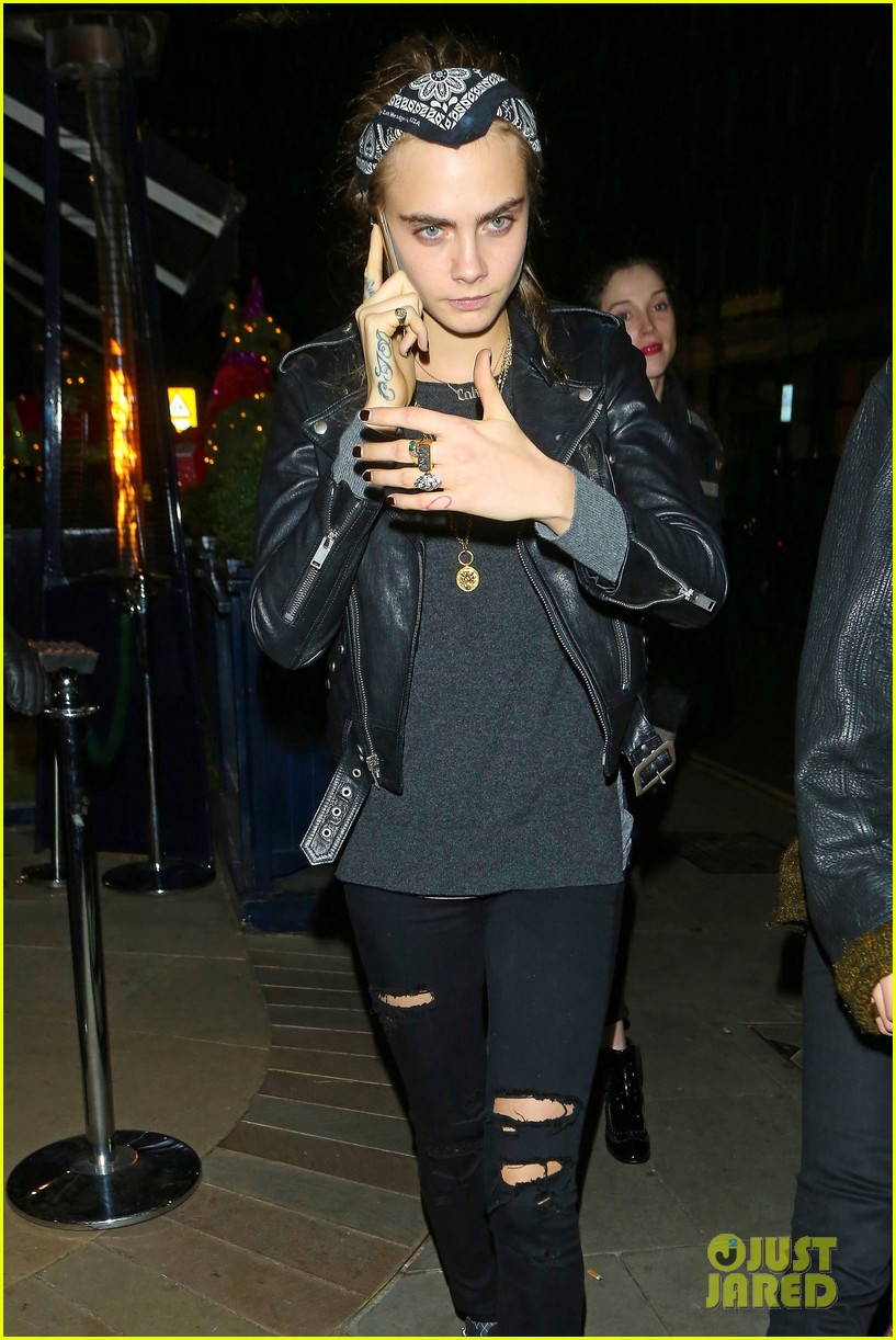 Cara Delevingne Gets Payback on Paparazzi with Water Guns!