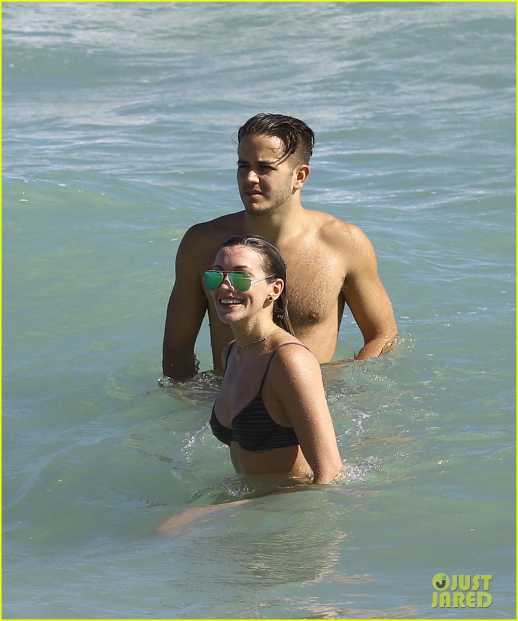 Arrow's Katie Cassidy Has a Beach Day in Her Bikini!