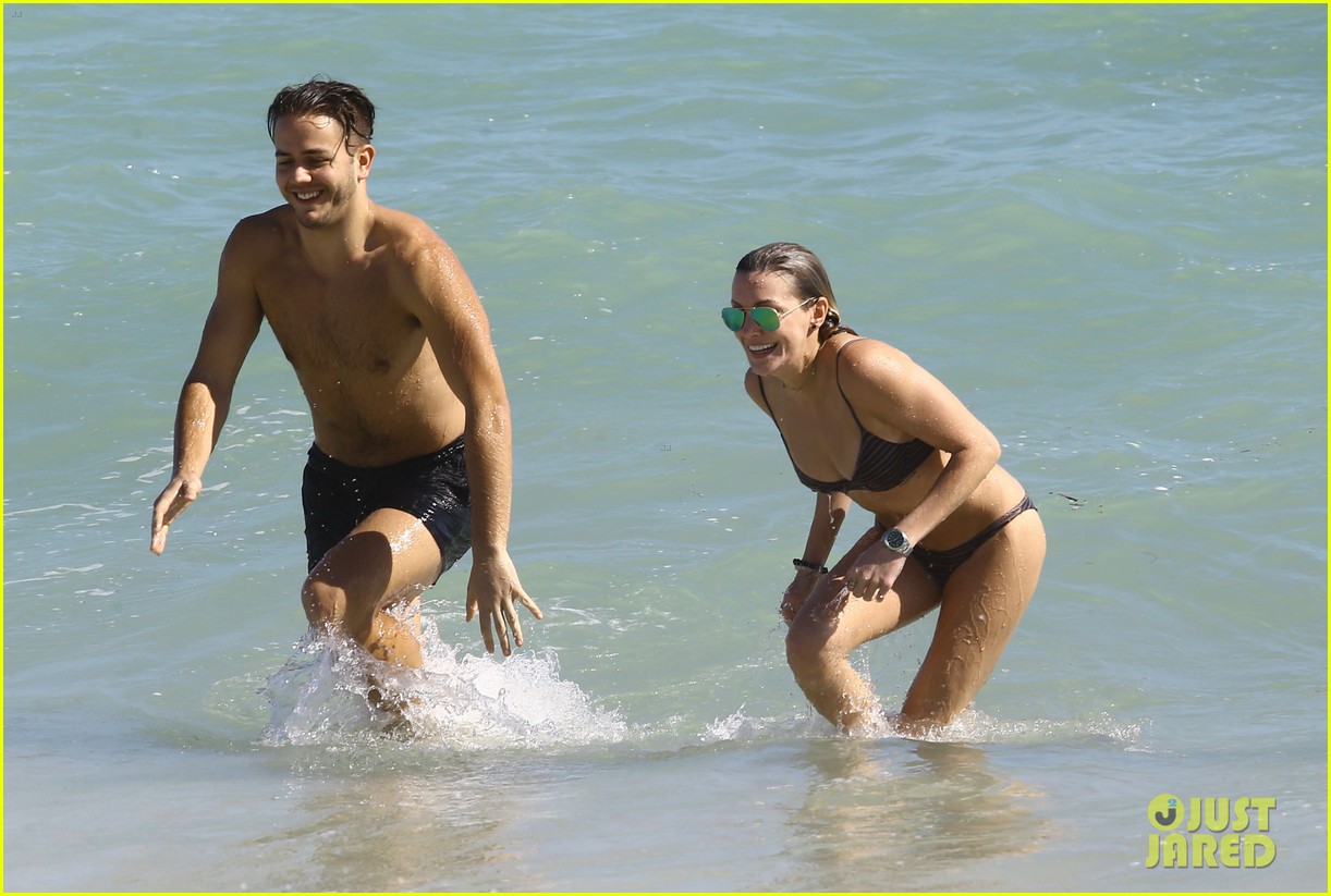 Arrow's Katie Cassidy Has a Beach Day in Her Bikini!