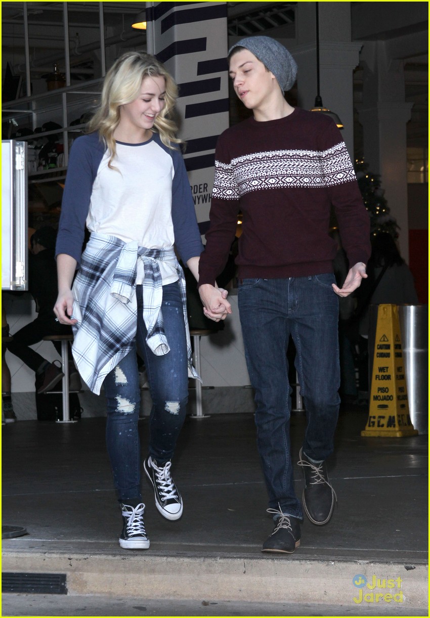 Chloe Lukasiak Hangs With Boyfriend Ricky Garcia After Announcing Meet & Greet