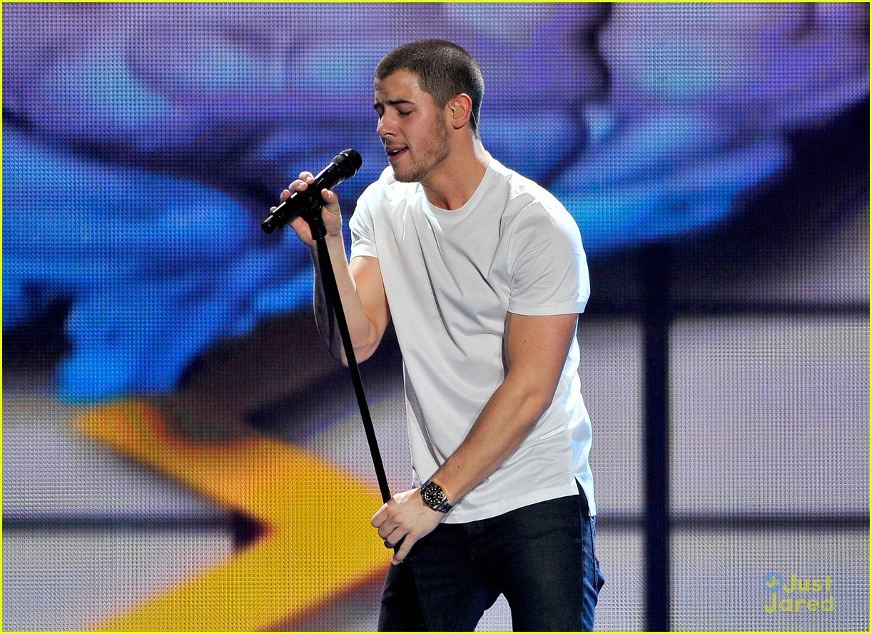 Demi Lovato & Nick Jonas Bring The 'Future Now' Tour To Jingle Ball 2015 in Oakland