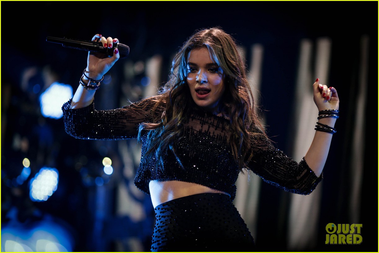 Shawn Mendes & Camila Cabello Are Christmas Cuties At Jingle Ball LA 2015