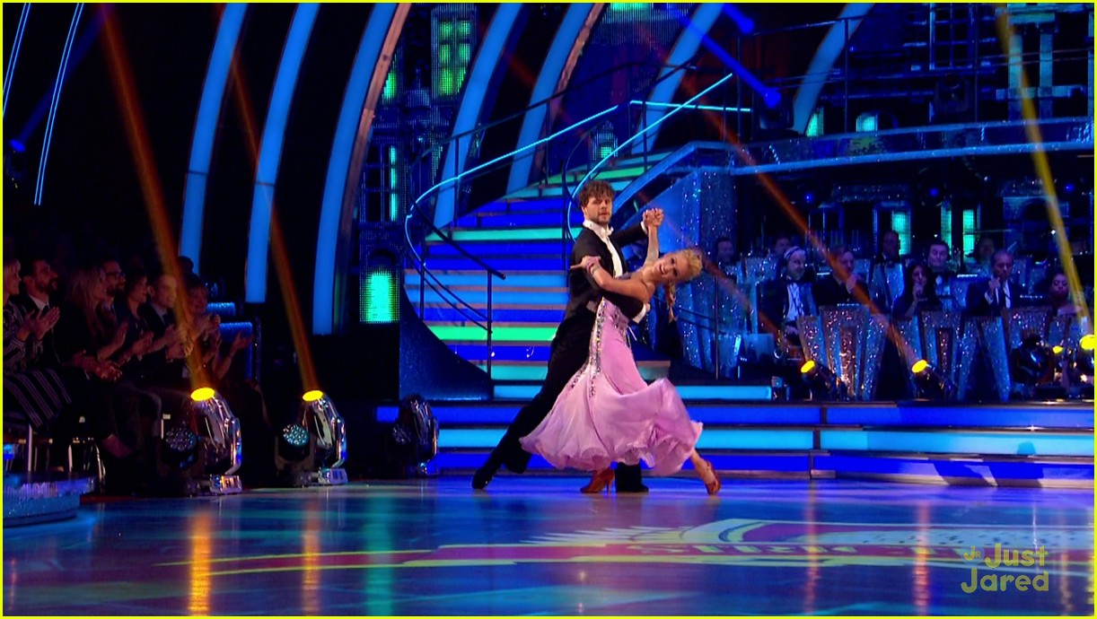 Watch Jay McGuiness Find Out He Won 'Strictly Come Dancing' 2015 (Video)