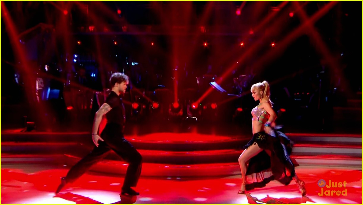 Watch Jay McGuiness Find Out He Won 'Strictly Come Dancing' 2015 (Video)