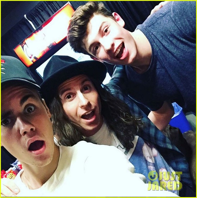 Shawn Mendes Says He's a Better Hockey Player Than Pal Justin Bieber