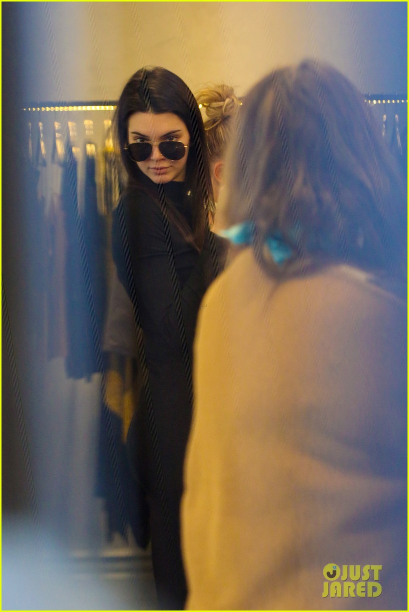 Kendall Jenner Shows Off 'Vogue Brasil' Cover After Shopping With Hailey Baldwin