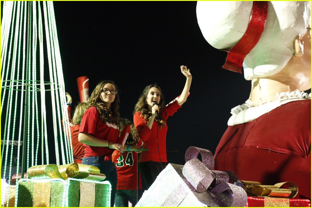 Olivia Holt Makes Good On Promise To Take Selfies With Laura Marano